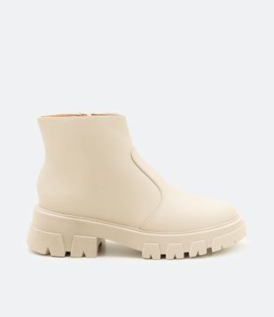 BOTA CANO MÉDIO COM SOLA TRATORADA BEGE