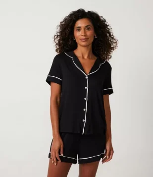Pijama Americano Curto em Viscolycra com Bolsinho na Frente Preto