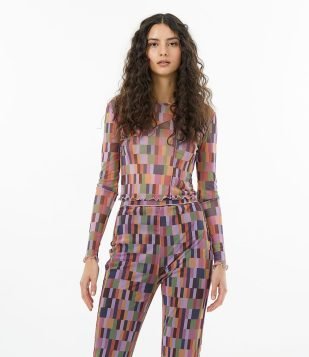 BLUSA CROPPED EM TULE COM ESTAMPA GEOMÉTRICA LARANJA