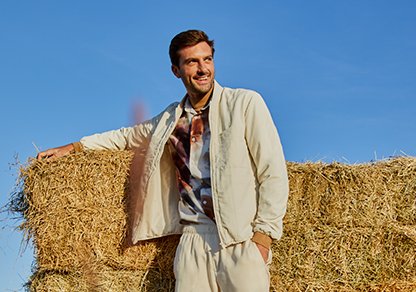 Jaqueta bomber: como usar a peça que deixa qualquer look estiloso