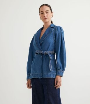 JAQUETA PARKA JEANS COM CINTO BORDADO AZUL