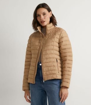 JAQUETA BOMBER EM POLIAMIDA ULTRA LEVE MARROM