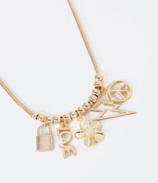  Colar Curto em Metal com Pingentes Diversos Dourado 