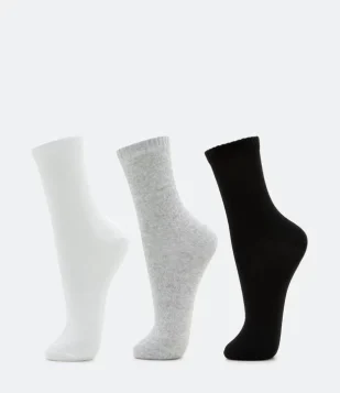 KIT 03 PARES DE MEIA CANO ALTO BÁSICAS PRETO/CINZA/BRANCO