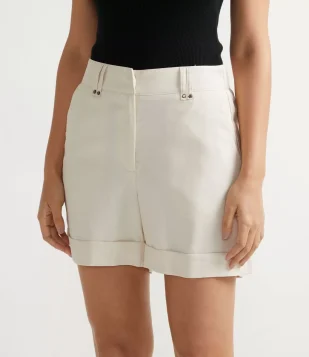 SHORT ALFAIATARIA EM VISCOSE COM BARRA ITALIANA ROSA