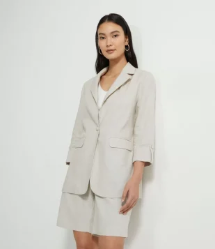 BLAZER EM LINHO COM MARTINGALE NA MANGA BEGE