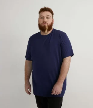 CAMISETA BÁSICA EM MEIA MALHA MANGA CURTA AZUL