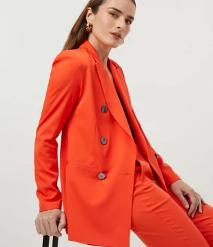 BLAZER ALFAIATARIA COM BOTÕES NA VISTA E GOLA LAPELA VERMELHO