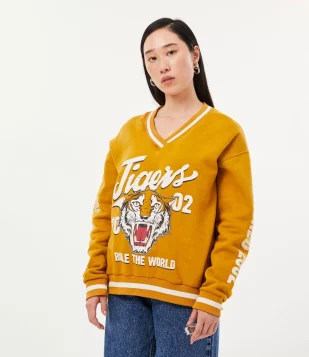 BLUSÃO FECHADO ALONGADO EM MOLETOM COM ESTAMPA TIGERS AMARELO