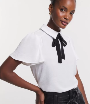 Blusa Com Laço Na Gola E Manga Evasê Bufante Branco Neve