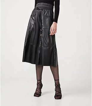 Saia Midi com Cós Elástico e Bolsos Frontais Preto