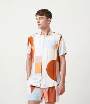 CAMISA EM VISCOSE COM ESTAMPA GEOMÉTRICA BRANCO