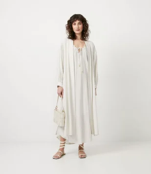 KIMONO ALONGADO EM VISCOLINHO COM ESTAMPA LISTRADA BEGE