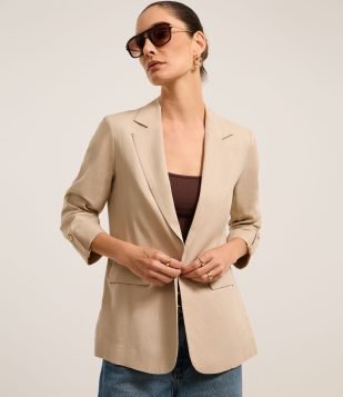 Blazer Alongado em Linho com Mangas Dobradinhas Bege