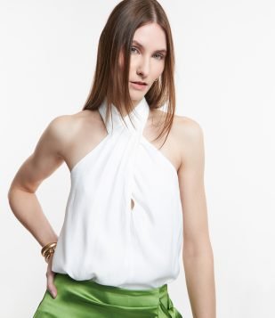 Blusa Frente Única em Viscose Franzida com Transpasse Branco