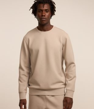 Casaco Fechado Esportivo com Punho Ajustado e Etiqueta Aplicada Bege Acinzentado