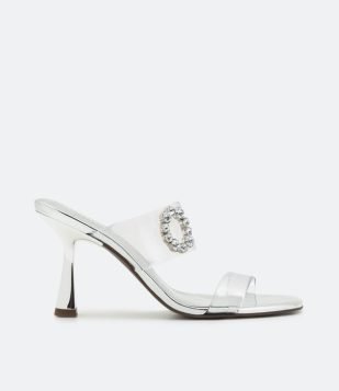 Sandália Salto Alto com Tiras em Vinil e Detalhe em Pedraria Cinza