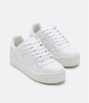 Tênis Cano Baixo Com Recortes E Sola Texturizada Branco