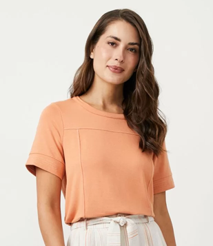 Camiseta em Viscose com Recortes Laranja