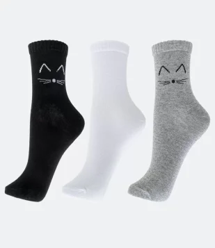 KIT 3 MEIAS CANO ALTO EM ALGODÃO COM ESTAMPA DE GATINHO MULTICORES