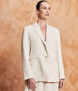BLAZER EM VISCOLINHO COM TEXTURA LISTRADA OFF WHITE
