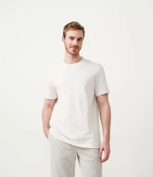 CAMISETA COMFORT EM ALGODÃO MANGA CURTA E RECORTES BRANCO