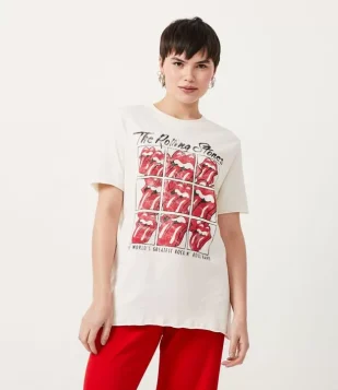 BLUSA ALONGADA EM MEIA MALHA COM ESTAMPA ROLLING STONES BEGE