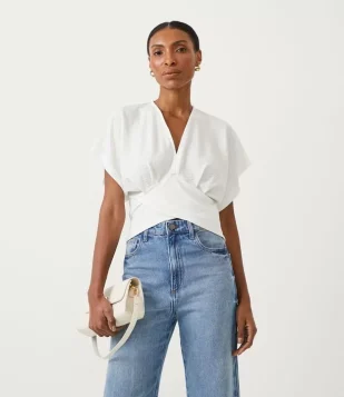 BLUSA EM MALHA TEXTURIZADA COM TRANSPASSE BRANCO