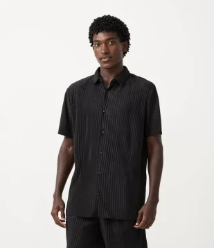 CAMISA SLIM MANGA CURTA CANELADA PRETO