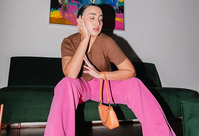 Weird girl aesthetic: tudo sobre a tendência, por Giulia Braide