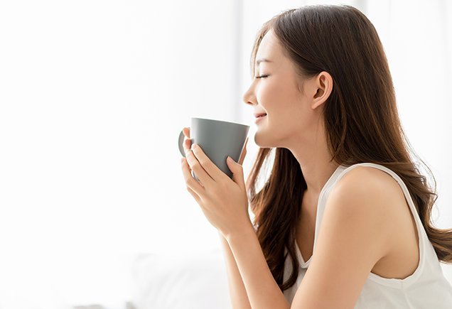 Chá de flores: 5 opções para celebrar a chegada da primavera