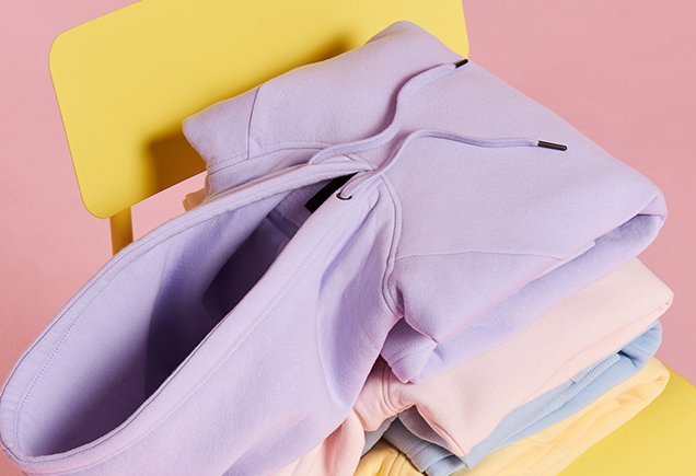 Organizar o guarda-roupa: como dobrar 4 peças diferentes