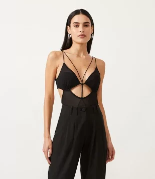BODY EM TULE COM ALCINHAS E DETALHES EM TRANSPARÊNCIA PRETO