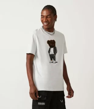 CAMISETA MANGA CURTA COM ESTAMPA DE URSINHO EM CHENILLE BRANCO