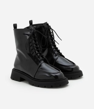 Bota Combat em PU com Cadarço e Bico Redondo Preto