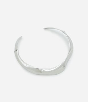 Colar Gargantilha em Metal Ondulada com Fechamento Mola U