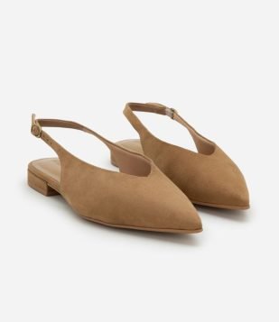 Sapatilha Slingback em Material Sintético com Decote U Marrom