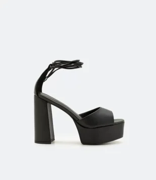 SANDALIA MEIA PATA COM SALTO ALTO GROSSO E AMARRAÇÃO PRETO