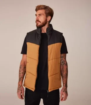 COLETE PUFFER BICOLOR E COM BOLSOS PRETO