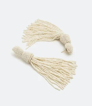 MAXI BRINCO COM TASSEL DE MIÇANGAS OFF WHITE