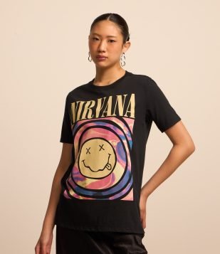 Camiseta Alongada em Algodão com Estampa Nirvana Preto
