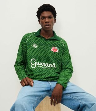 Camiseta Oversized com Gola Polo e Estampa Guaraná Verde