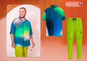 Imagem com um homem usando uma camisa estampada e ao lado tem uma camis estampada e uma calça verde