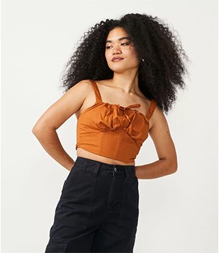 BLUSA REGATA CROPPED MARROM