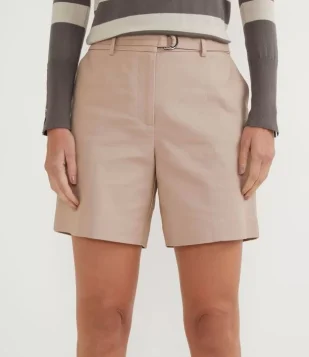 Bermuda Em Algodão Com Cinto E Bolsos Bege Médio