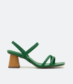 Sandália Com Tiras E Salto Em Madeira Verde