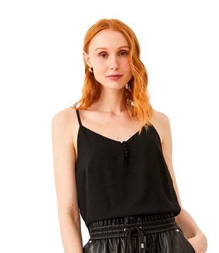 BLUSA REGATA COM BOTÕES NO BUSTO PRETO