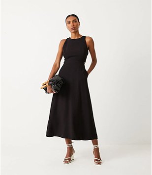 Vestido New Midi Em Alfaiataria Com Recorte Vazado Preto