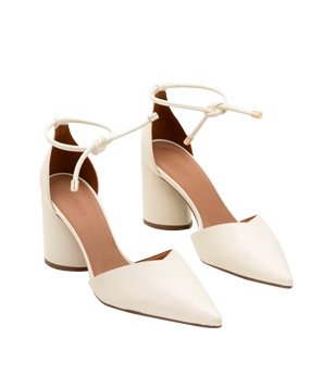 SAPATO SCARPIN COM AMARRAÇÃO E SALTO GOTA OFF WHITE