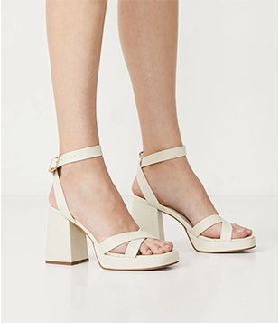 Sandália Meia Pata Com Tiras E Salto Alto Bloco Off White